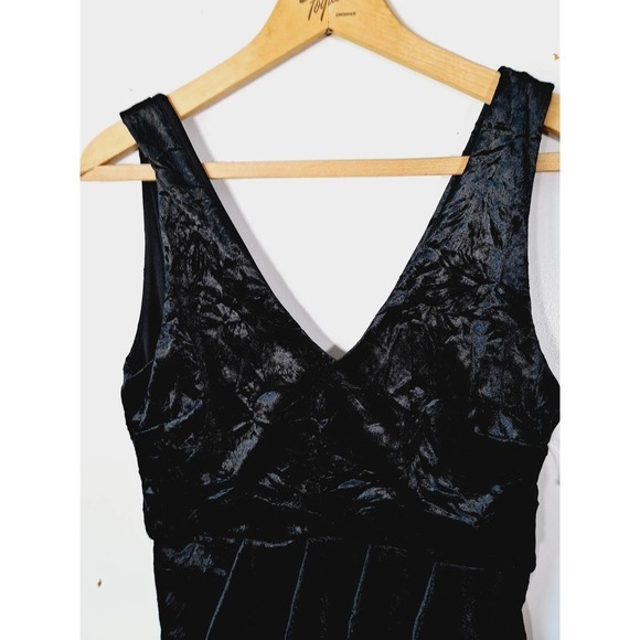 NWOT Blck Crushed Velvet Mini Dress, tulip hem spandex Medium Goth Grunge - Picture 5 of 10